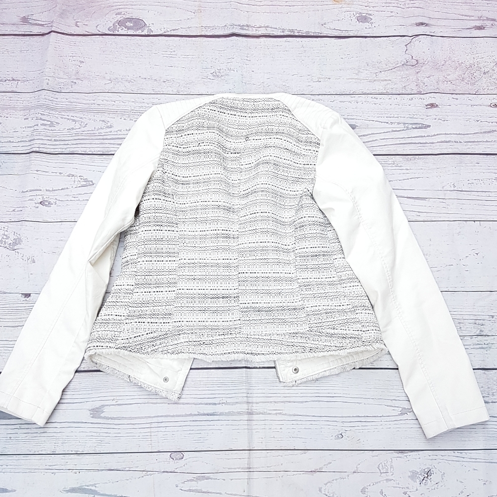 Maurices Jacket - Picture 10 of 12